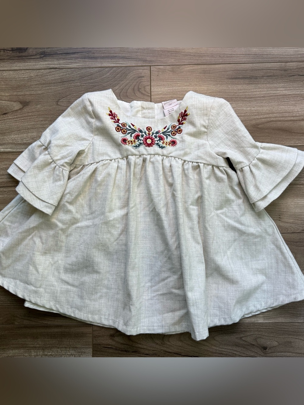 Catherine Maldrino mini girls dress size 24 mo floral embroidery flutter sleeves